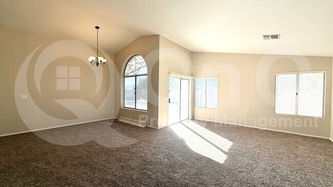 14629 S 43rd Pl Phoenix, AZ 85044 photo 3