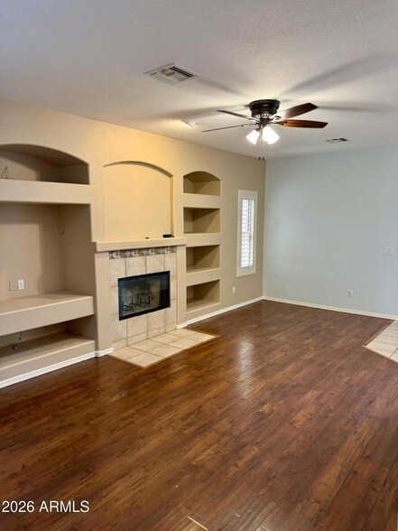38719 N 7th St Phoenix, AZ 85086 photo 5