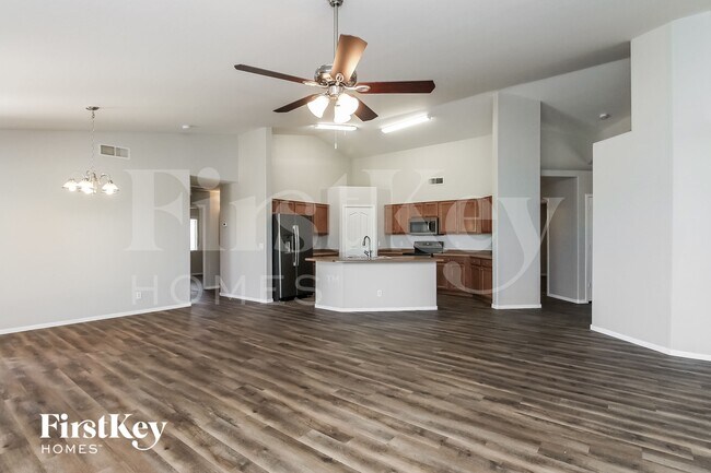 4082 E Meadow Lark Way San Tan Valley, AZ 85140 photo 4
