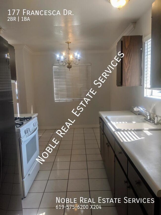 177 Francesca Dr Oceanside, CA 92057 photo 3
