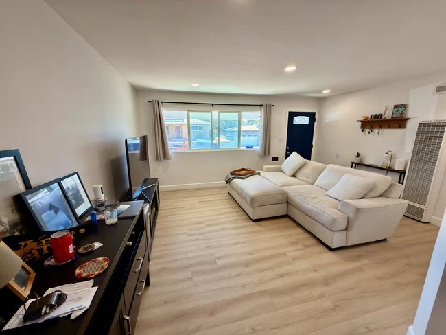 5265 Bocaw Pl San Diego, CA 92115 photo 5