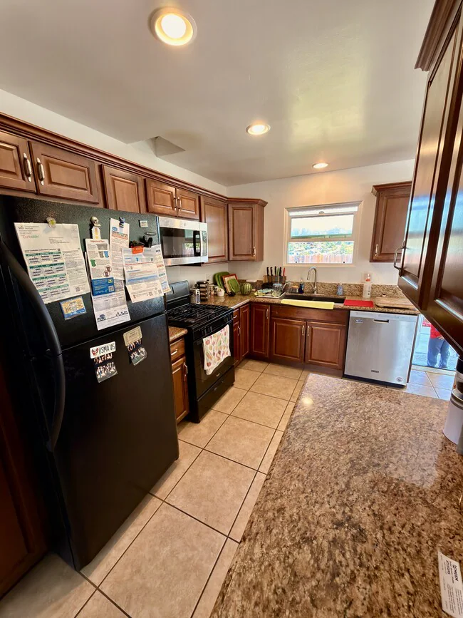 5265 Bocaw Pl San Diego, CA 92115 photo 4