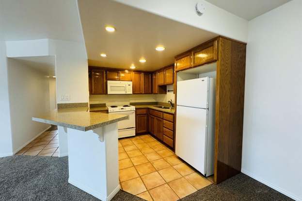 360 Rosecrans St San Diego, CA 92106 photo 4