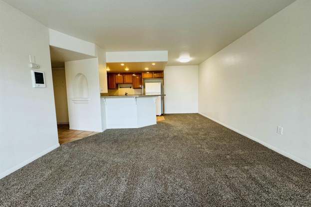 360 Rosecrans St San Diego, CA 92106 photo 3