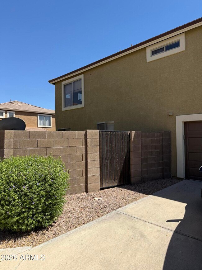 21846 N 40th Way Phoenix, AZ 85050 photo 5