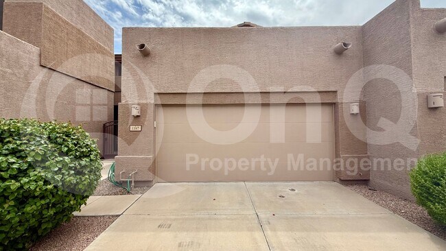 1387 W Marlin Dr Chandler, AZ 85286 photo 2