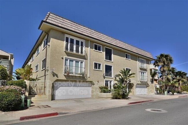 1220 Seacoast Dr Imperial Beach, CA 91932
