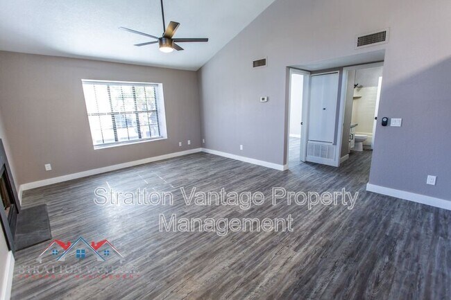 921 W University Dr Mesa, AZ 85201 photo 4