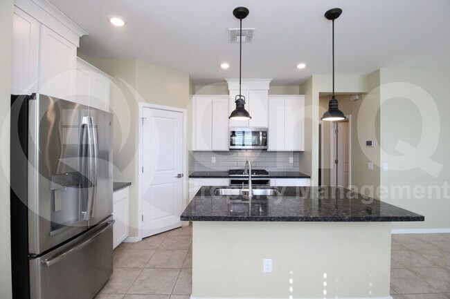13259 N 143rd Dr Surprise, AZ 85379 photo 4