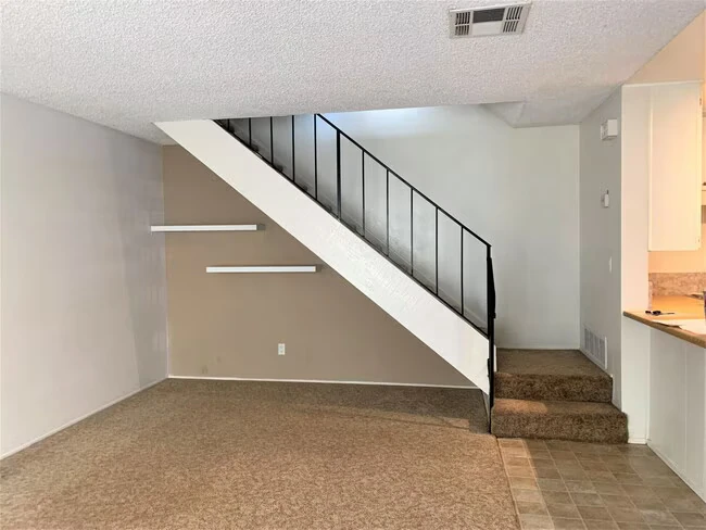 10645 Carmel Mountain Rd San Diego, CA 92129 photo 5