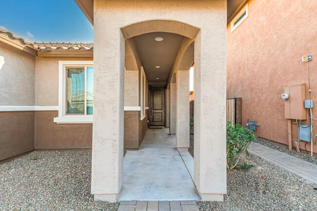 19725 W Rancho Dr Litchfield Park, AZ 85340 photo 5