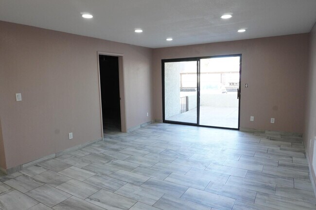 10444 N 69th St Paradise Valley, AZ 85253 photo 5