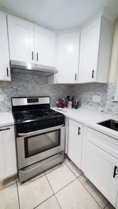 6342 Plaza Cuernavaca San Diego, CA 92114 photo 3