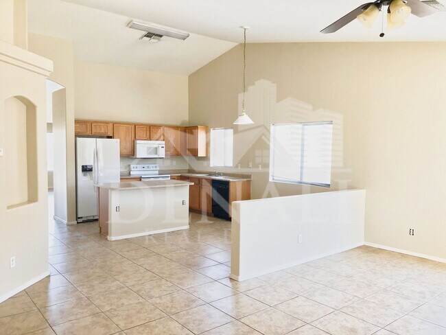 16023 W Williams St Goodyear, AZ 85338 photo 4