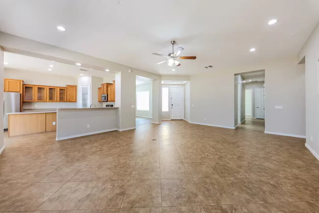 1812 E South Mountain Ave Phoenix, AZ 85042 photo 5