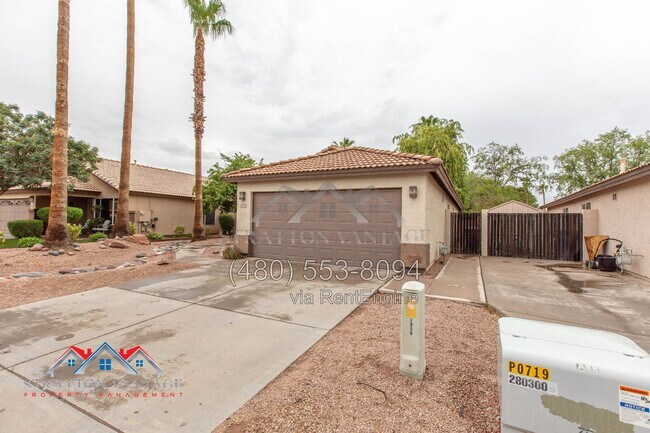 1962 S Oak St Gilbert, AZ 85233 photo 3