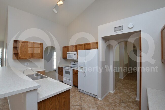 2808 E Nora St Mesa, AZ 85213 photo 3