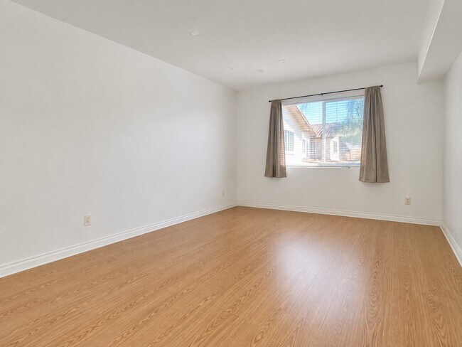 1386 E Madison Ave El Cajon, CA 92021 photo 3