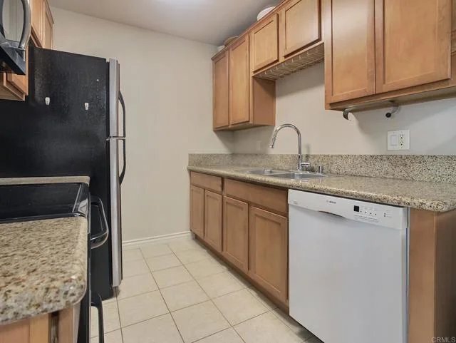 1386 E Madison Ave El Cajon, CA 92021