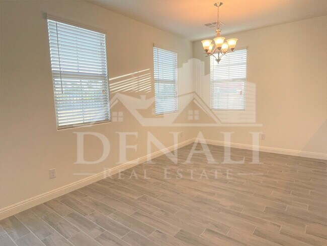 242 N Sunrise Mesa, AZ 85205 photo 5