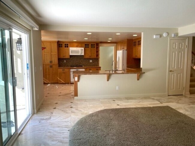 526 Trailridge Dr Bonita, CA 91902 photo 5