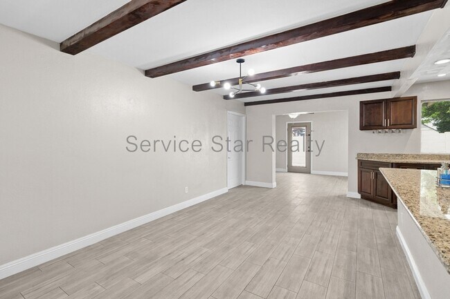 7406 E Edgemont Ave Scottsdale, AZ 85257 photo 4
