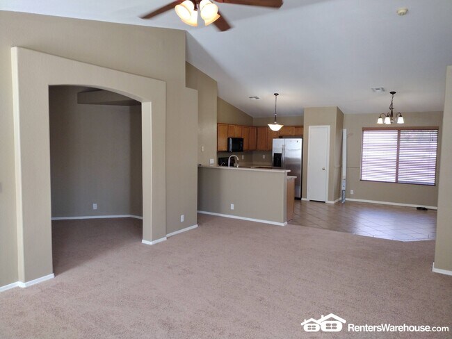 10721 E Emerald Ave Mesa, AZ 85208 photo 4