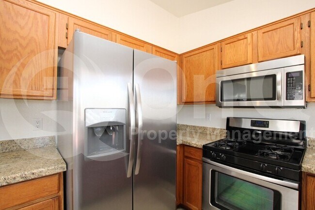 3738 W Melinda Ln Glendale, AZ 85308 photo 2