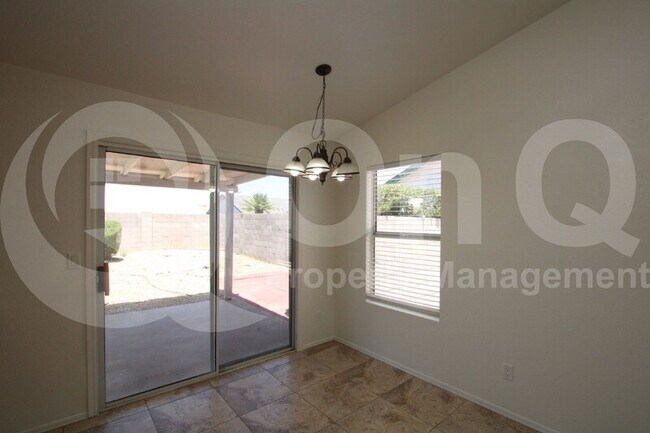 3738 W Melinda Ln Glendale, AZ 85308 photo 4