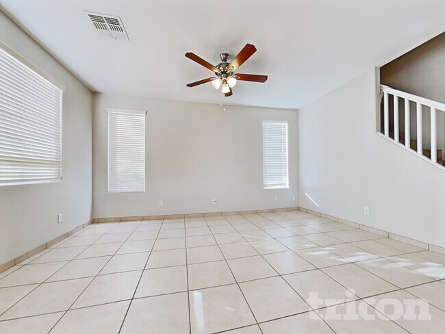 2651 S 89th Ave Tolleson, AZ 85353 photo 2