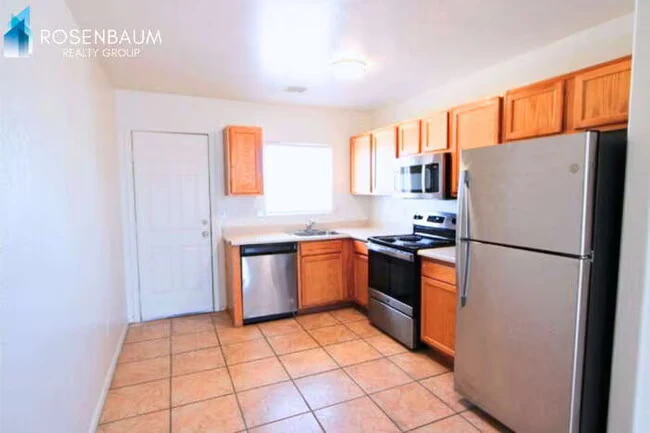 9975 W Lynx Dr Arizona City, AZ 85123 photo 2