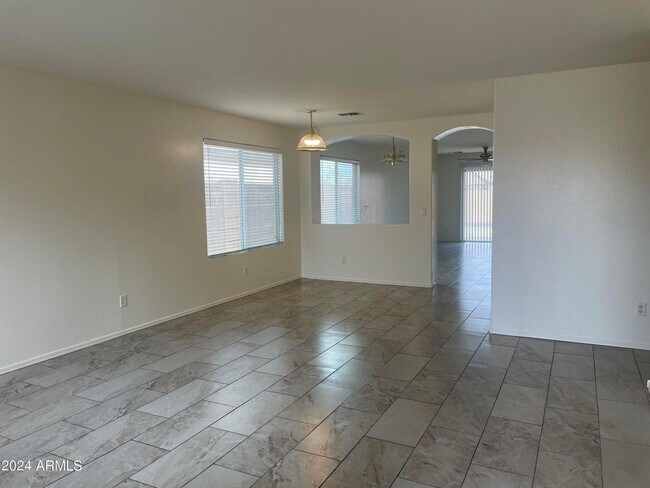 1333 S 220th Dr Buckeye, AZ 85326 photo 2