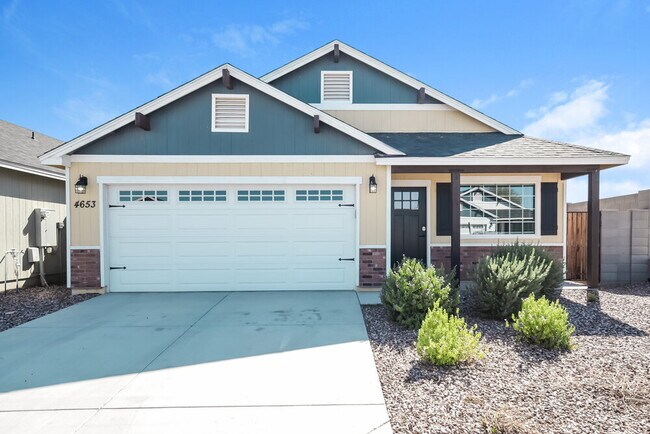 4653 S 38th Dr Phoenix, AZ 85041
