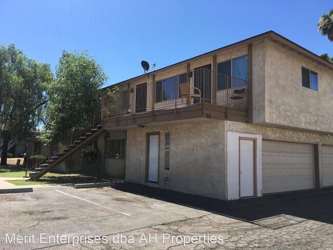 3315 W Loma Ln Phoenix, AZ 85051 photo 2