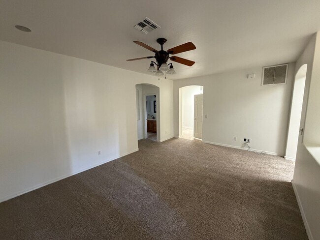 1650 S Crismon Rd Mesa, AZ 85209 photo 4