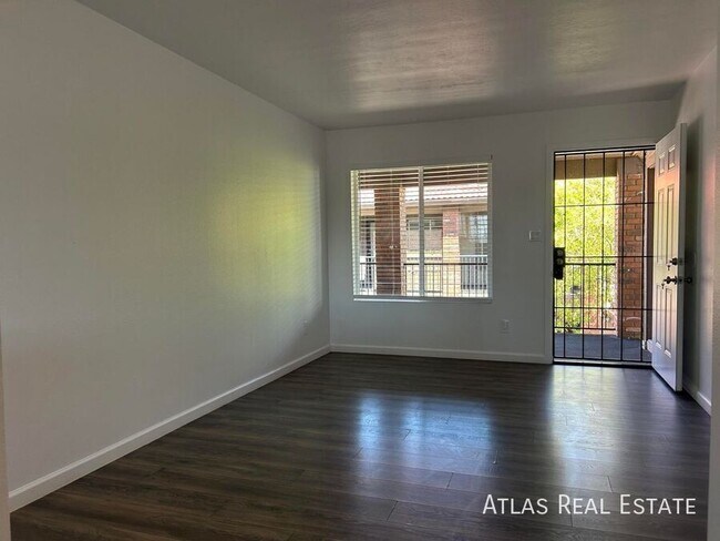 1045 E University Dr Mesa, AZ 85203 photo 3