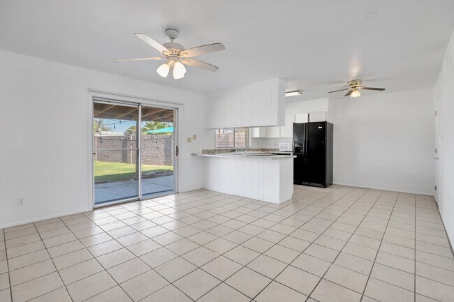 2104 E Cornell Dr Tempe, AZ 85283 photo 4