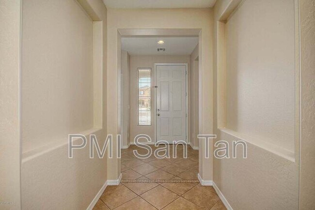 21319 E Alyssa Rd Queen Creek, AZ 85142 photo 3