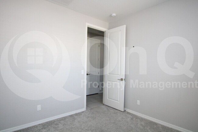 35751 W Santa Monica Ave Maricopa, AZ 85138 photo 5