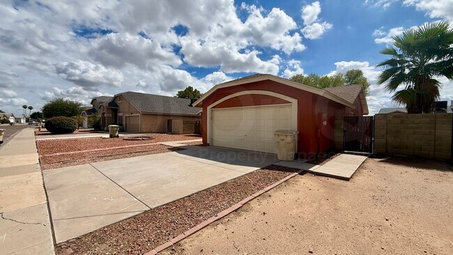8033 W Georgia Ave photo 5