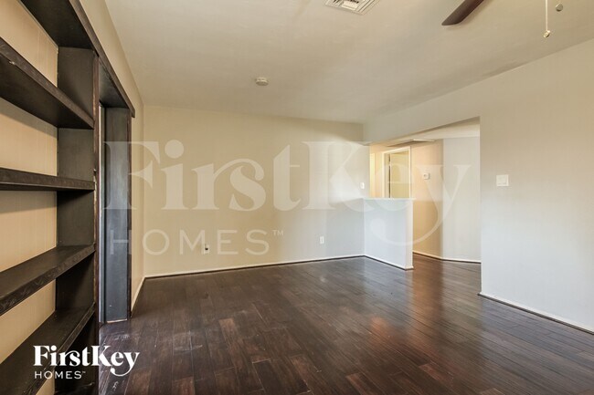 2311 W Maryland Ave Phoenix, AZ 85015 photo 4