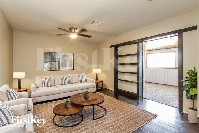 2311 W Maryland Ave Phoenix, AZ 85015 photo 3