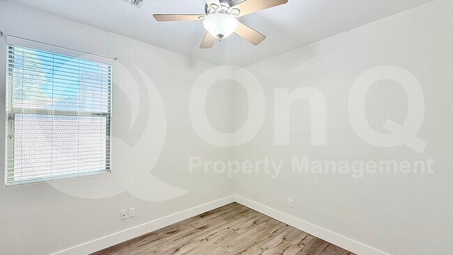 4214 S Snowcap Dr Gilbert, AZ 85297 photo 4