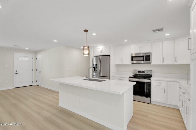 3545 E Friess Dr Phoenix, AZ 85032 photo 4