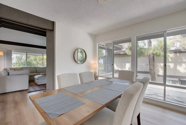 8143 La Jolla Scenic Dr N San Diego, CA 92037 photo 5