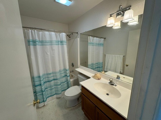 1337 Oak Village Dr Ramona, CA 92065 photo 2