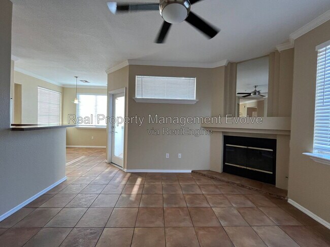 2992 N Miller Rd Scottsdale, AZ 85251 photo 3