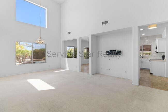 3919 W Buckskin Trail Phoenix, AZ 85083 photo 5