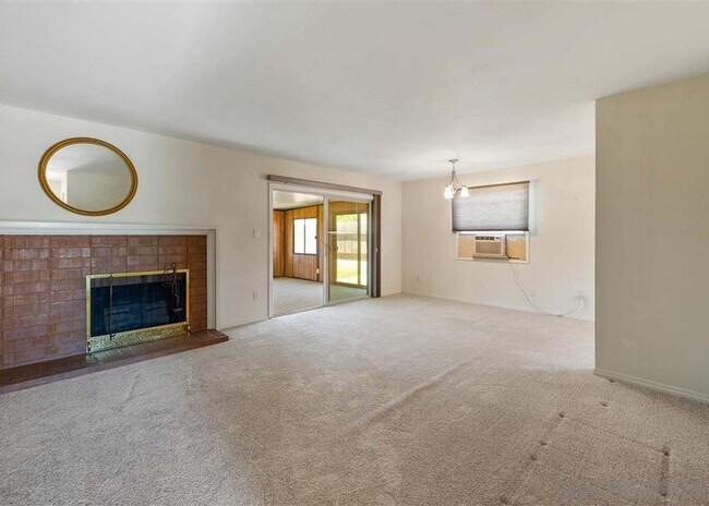 12946 Conley St Poway, CA 92064 photo 2
