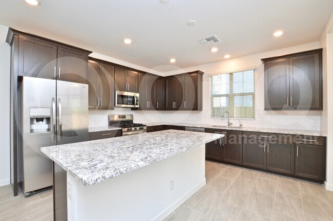 1078 E Sabino Dr Chandler, AZ 85286 photo 4